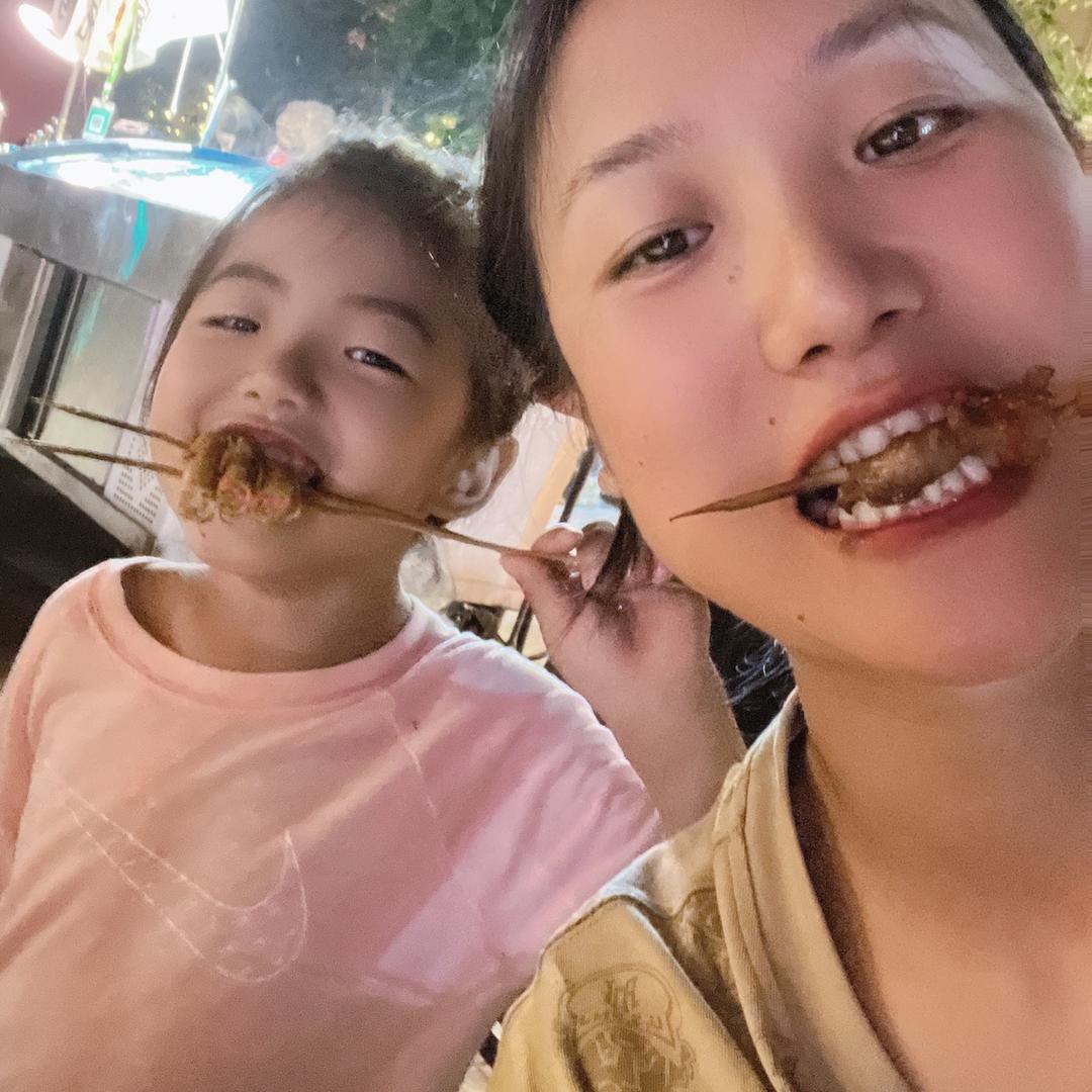 傲雪的小梅最爱妈妈（🍬零食小铺🍬）