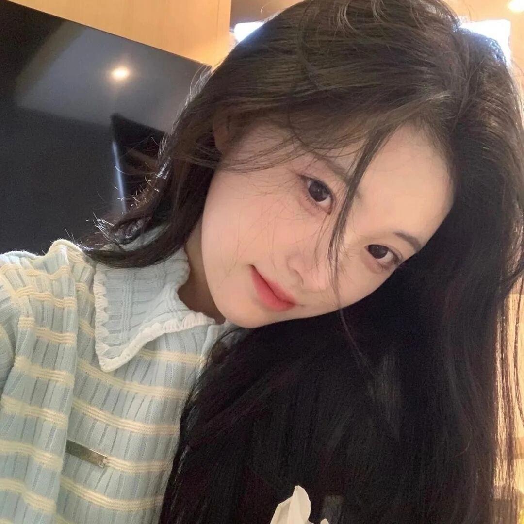 安夏Glow(爱穿搭)