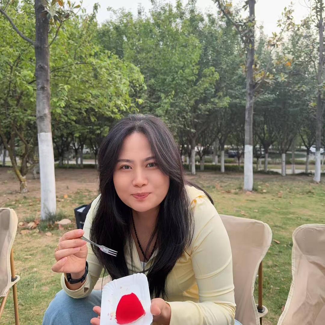 西安沣西吾悦MAOMOOD金牌搭配师娟子
