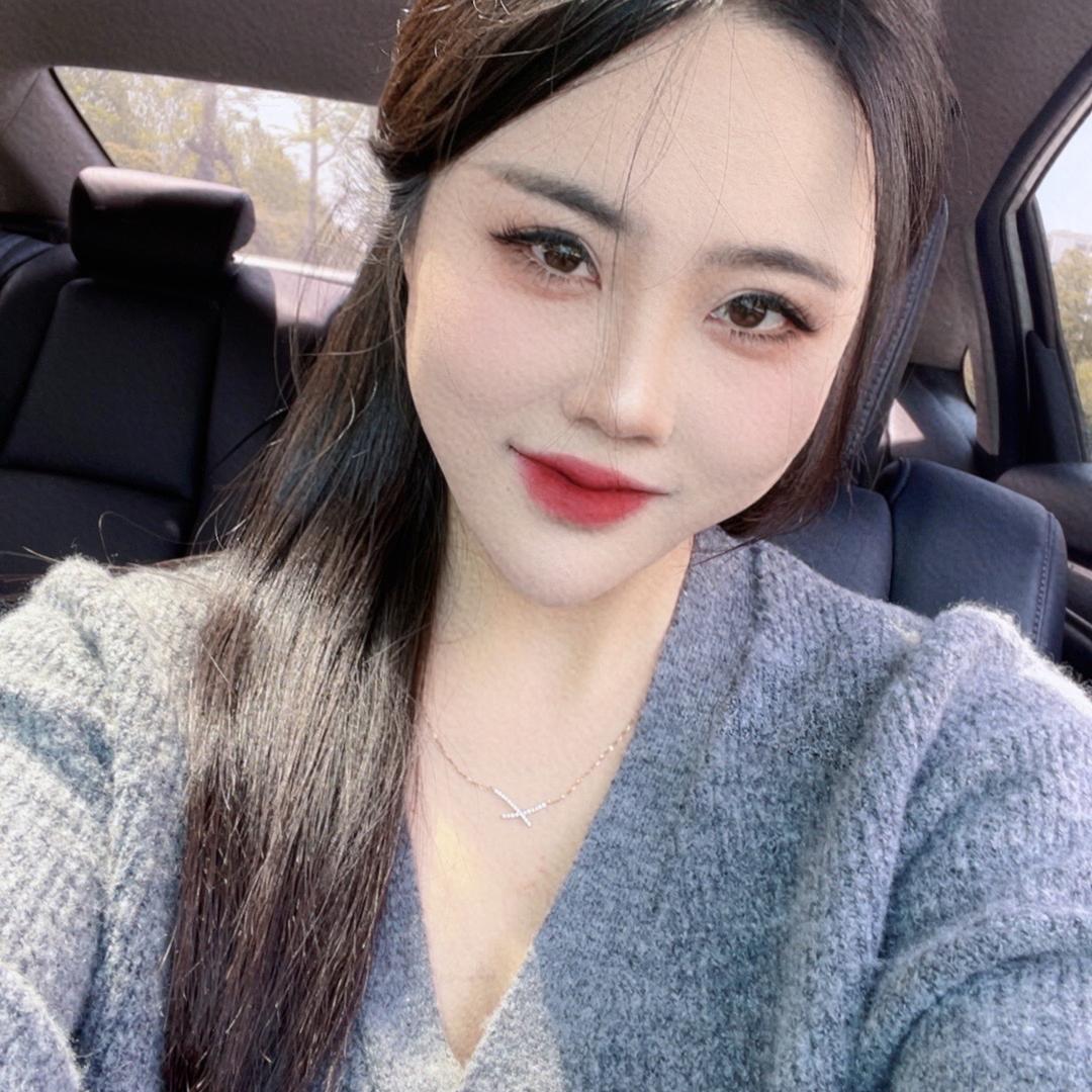 女宛