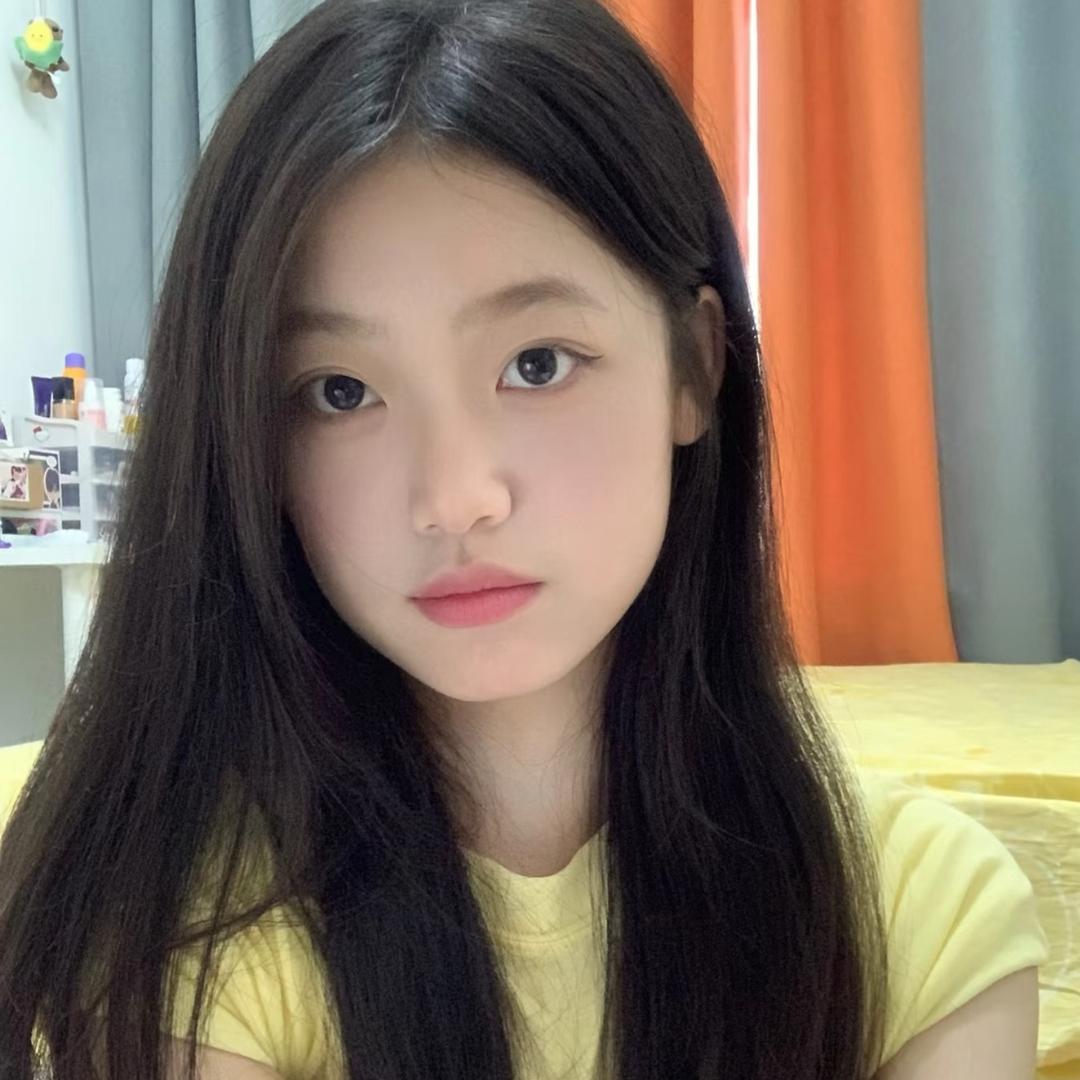 爱穿搭的小意