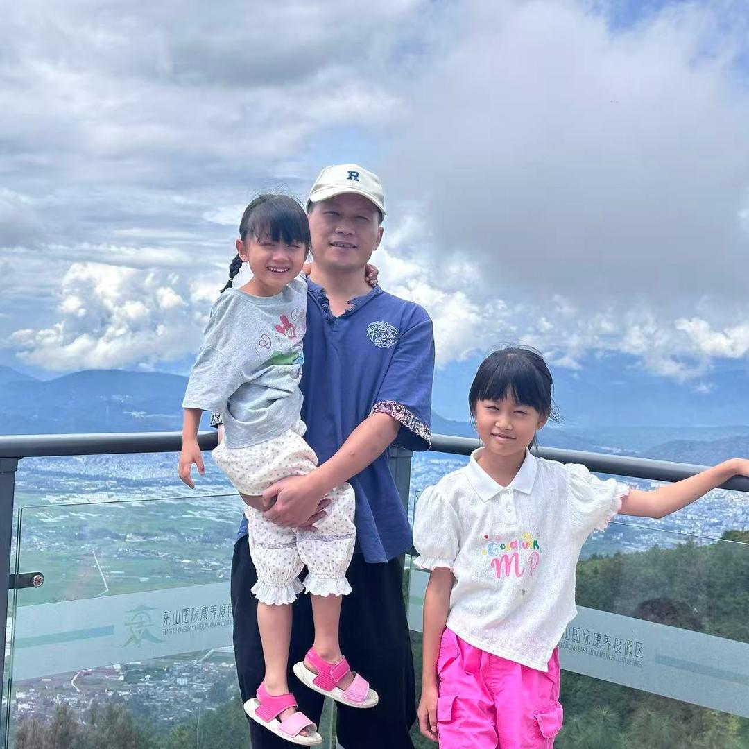 浙江小利子在云南