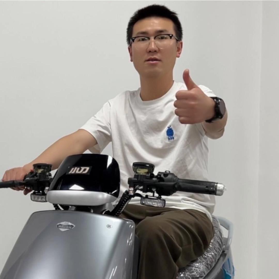 通海小龙救援小刀电动车