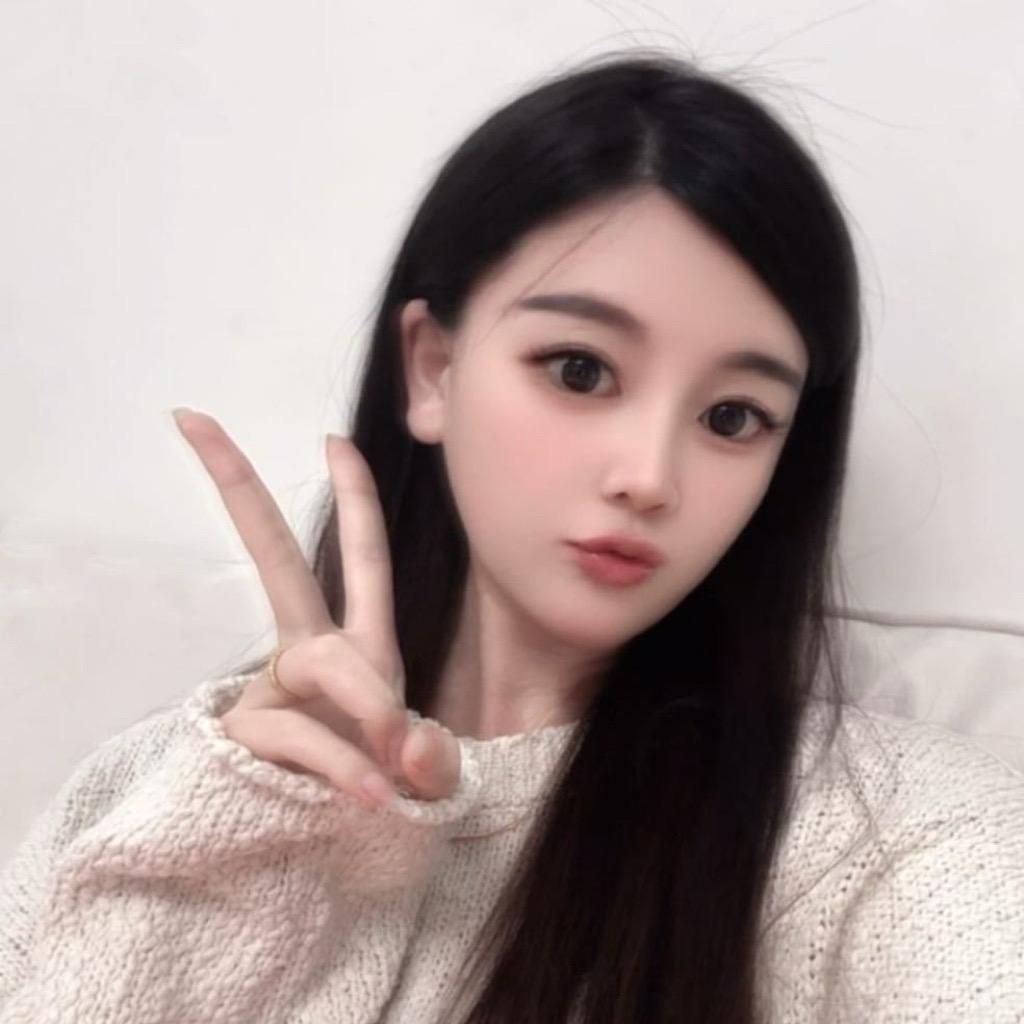 李笑迎穿戴甲