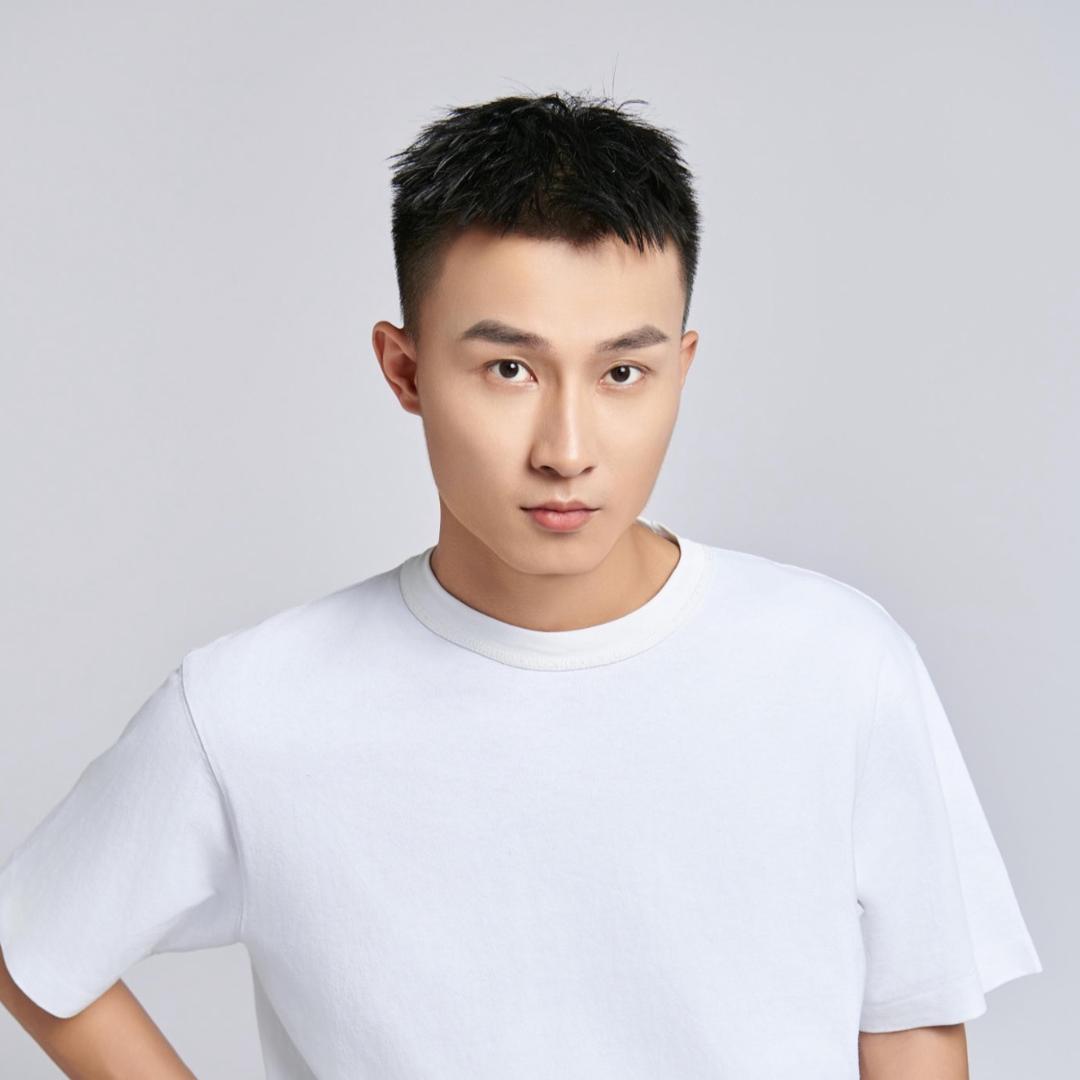 毛以洋_MolmJ
