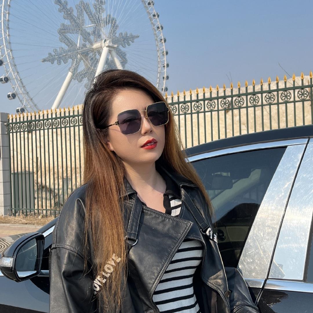 向阳而生🌻 🌻