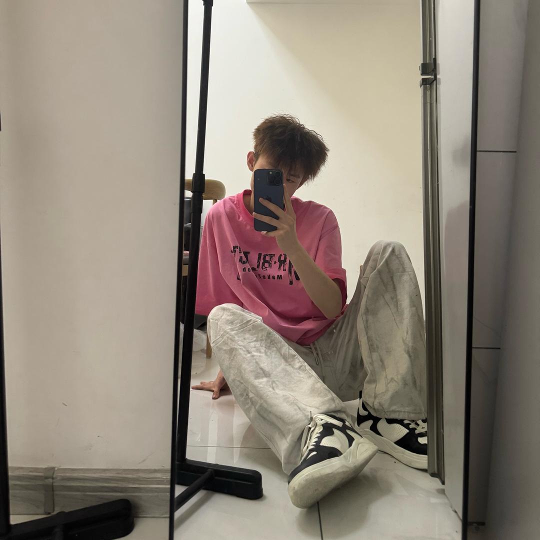 吴育航