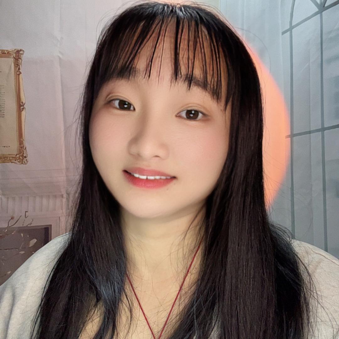 苗苗(ง •̀_•́)ง