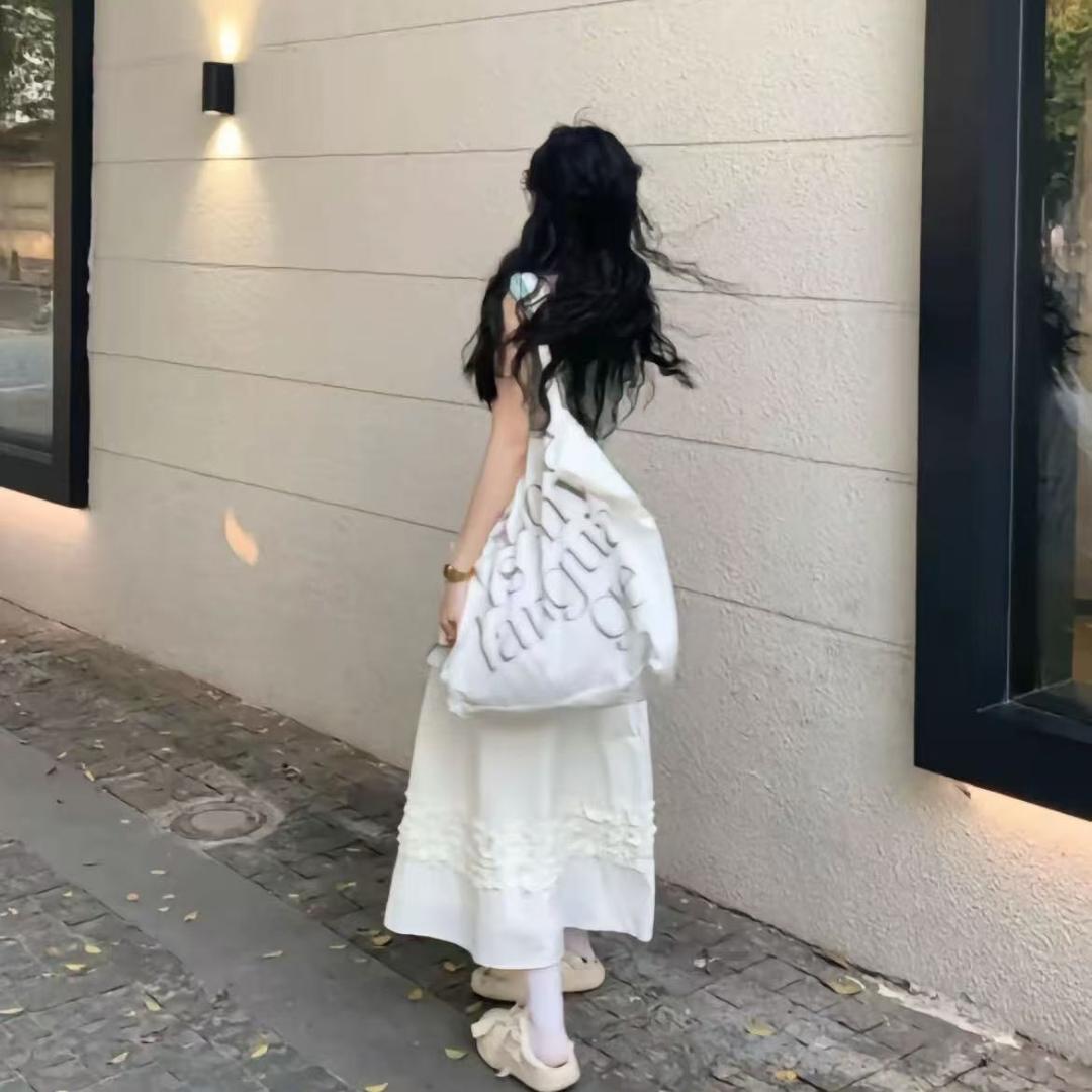刘嘻嘻的包包