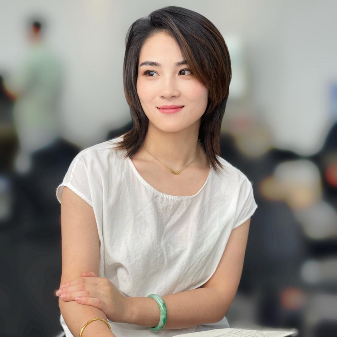 王木木（毛公铺生存发艺。 欣式烫发）