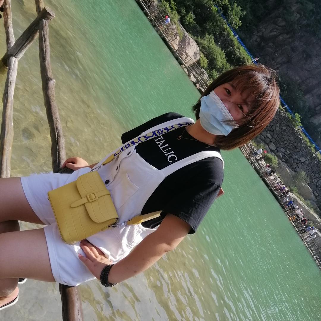 三个小乔