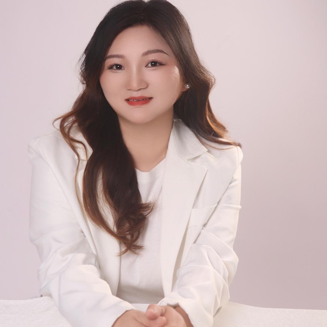 房产金牌经纪彭彭