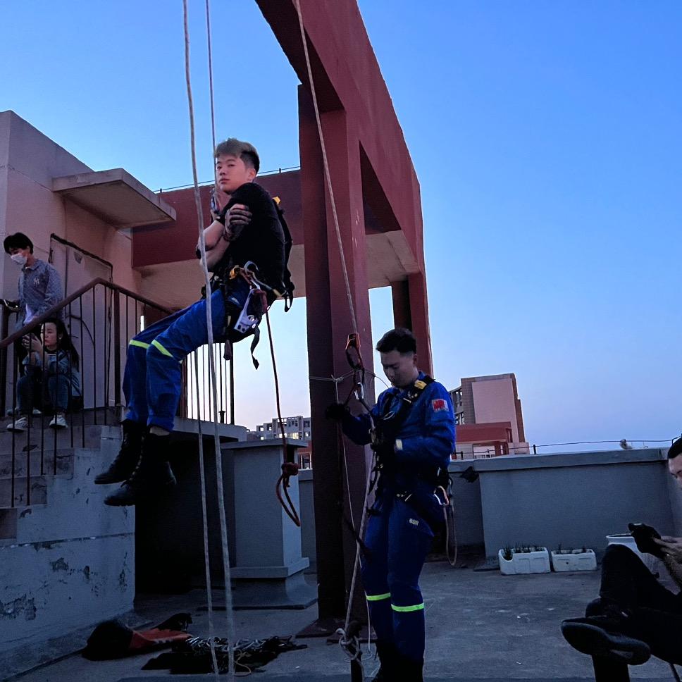 小曹🧗‍♂️