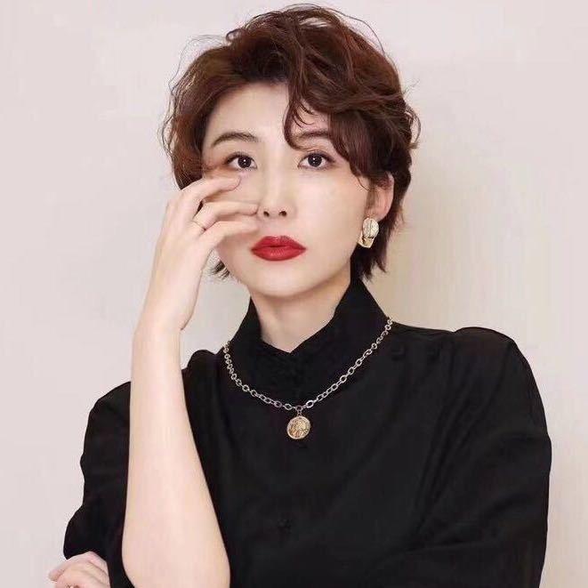 壹周臻颜Scarlett