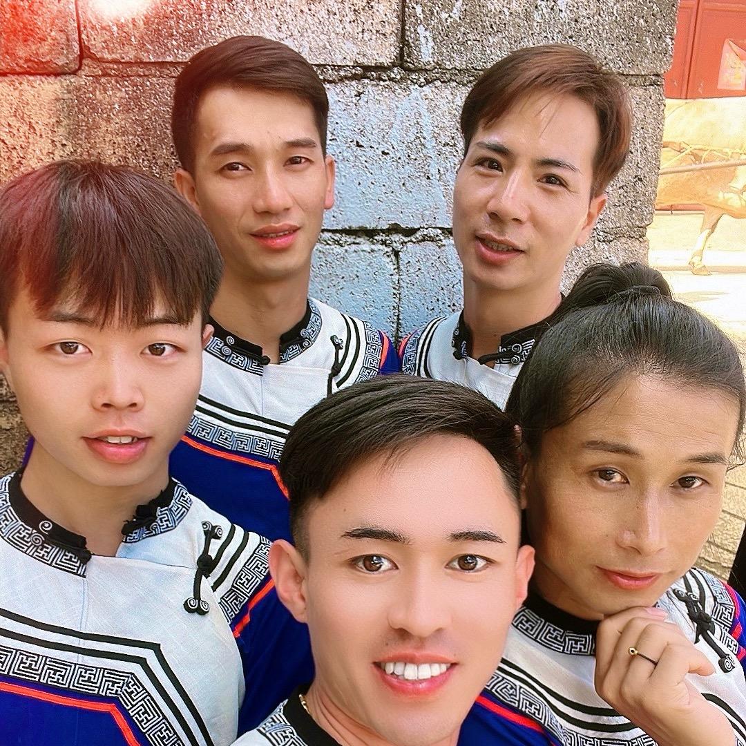阿泸艺术团——杨阳