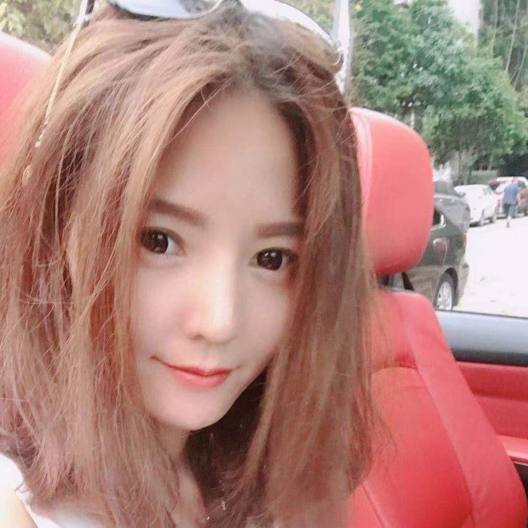 嫣然
