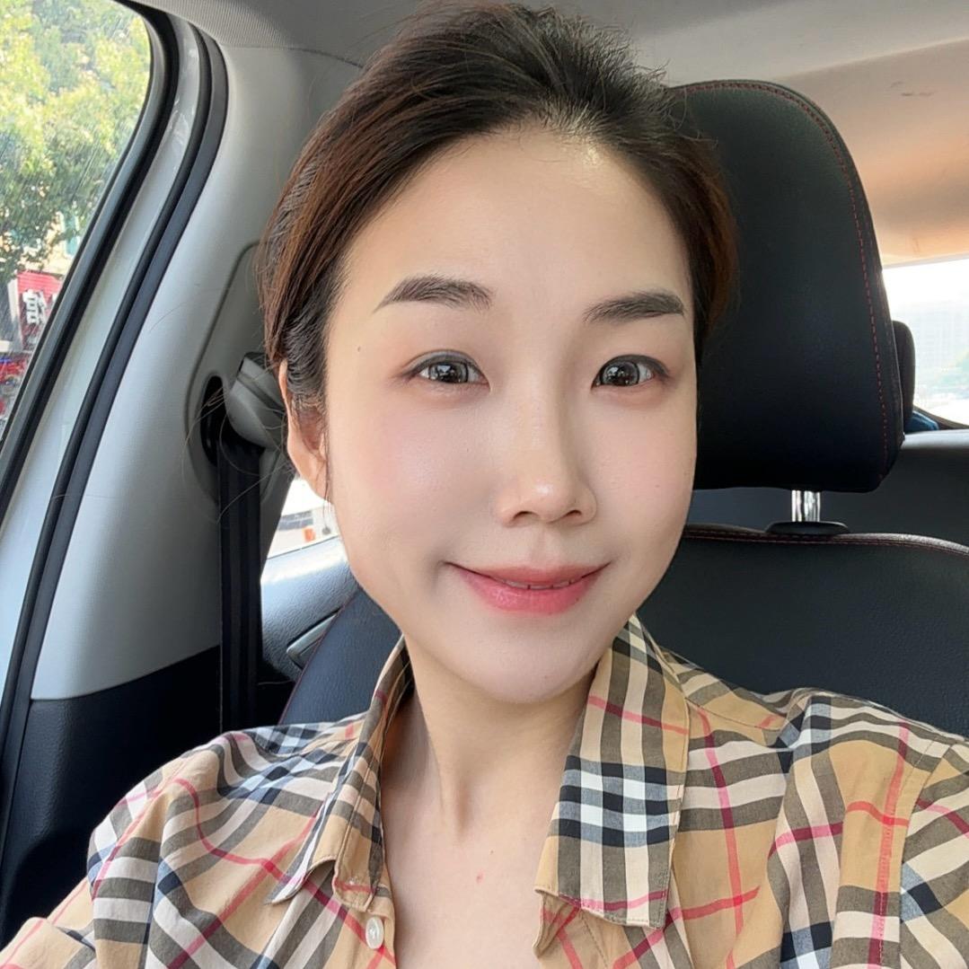 爱笑的姑娘