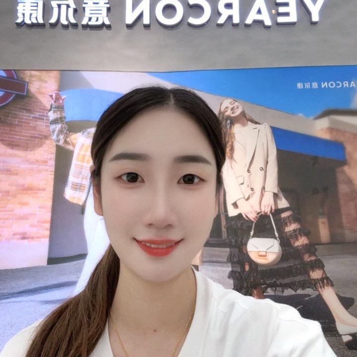 是欢欢吖