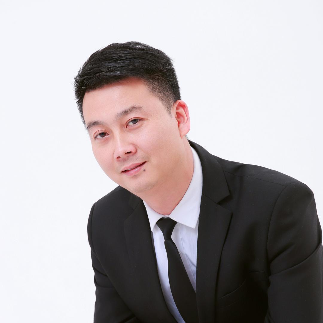 谷城大亚圣象黄锐