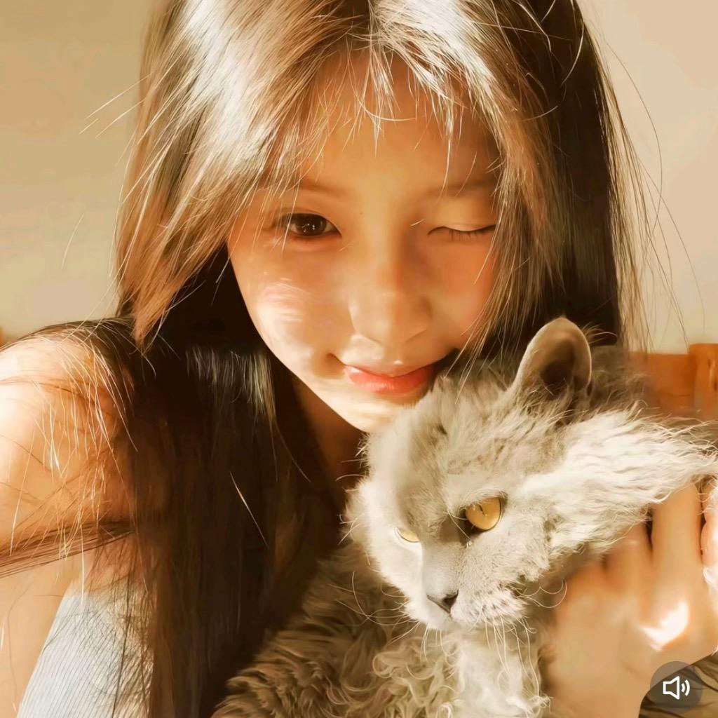 བཀྲ་ལྷ་🫰🏻💗