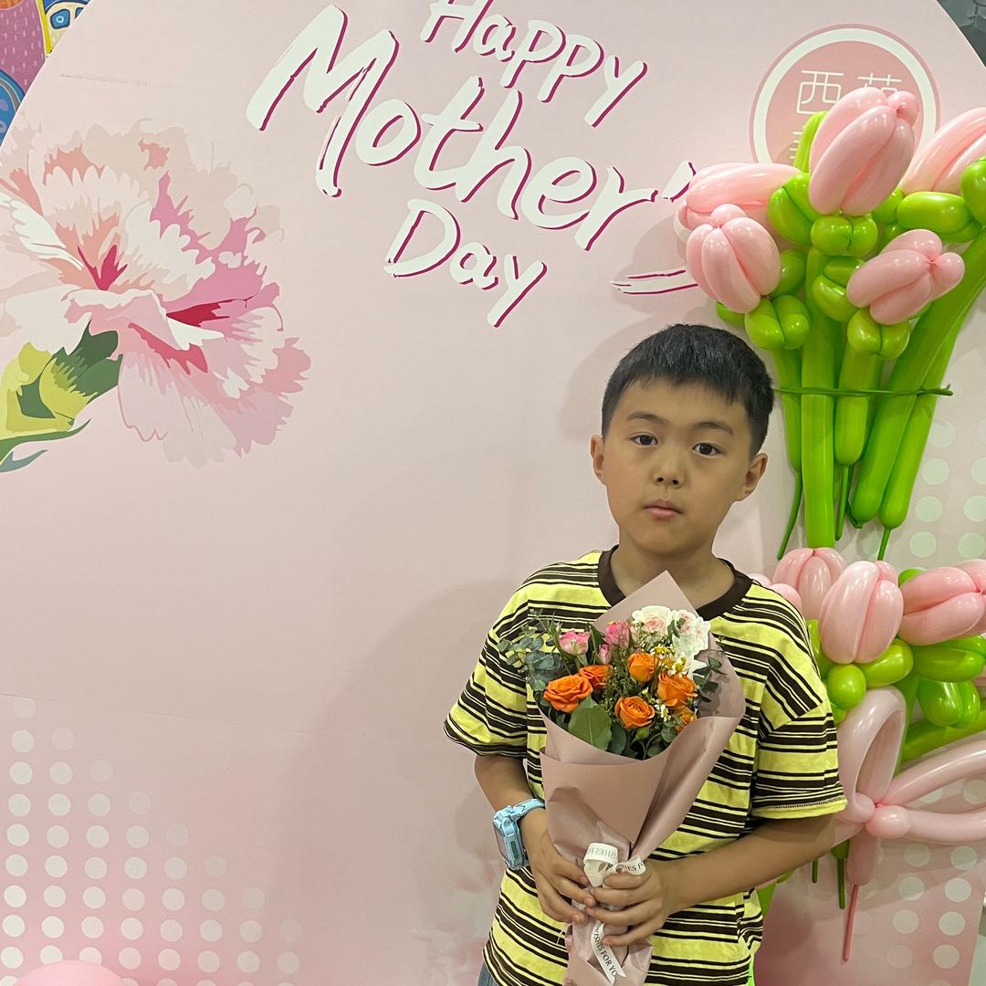 (*☻-☻*)披萨心肠🍕🍕