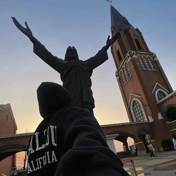 荧火虫商贸小铺