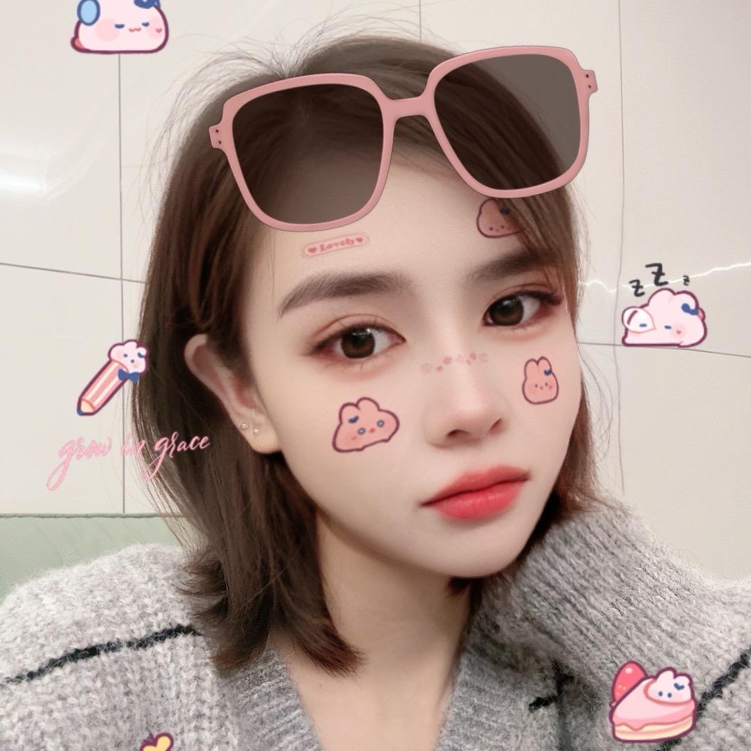 东 芝