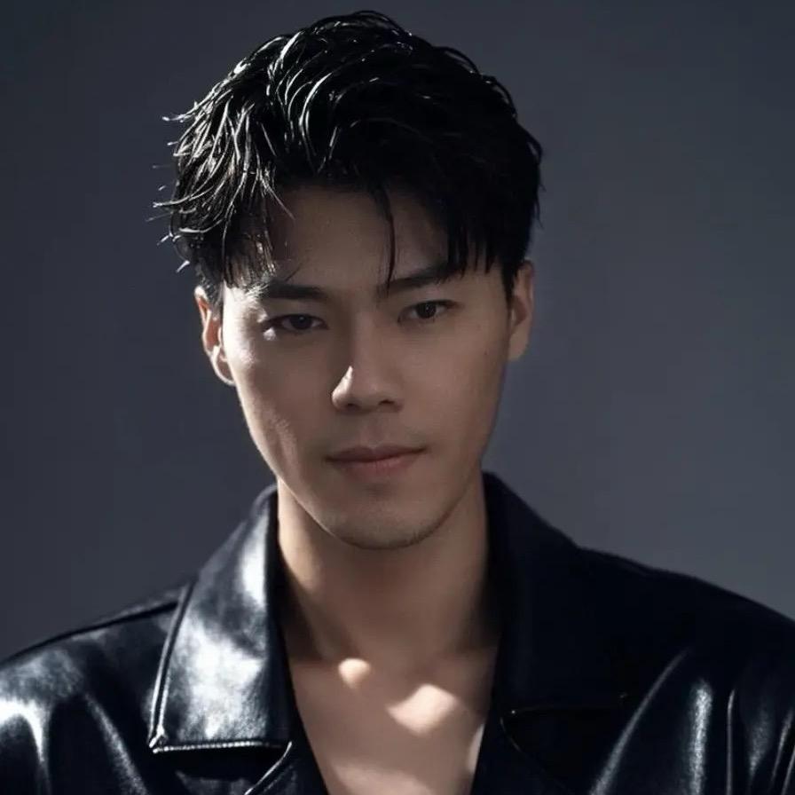 吻旳丶冭逼眞🇨🇳