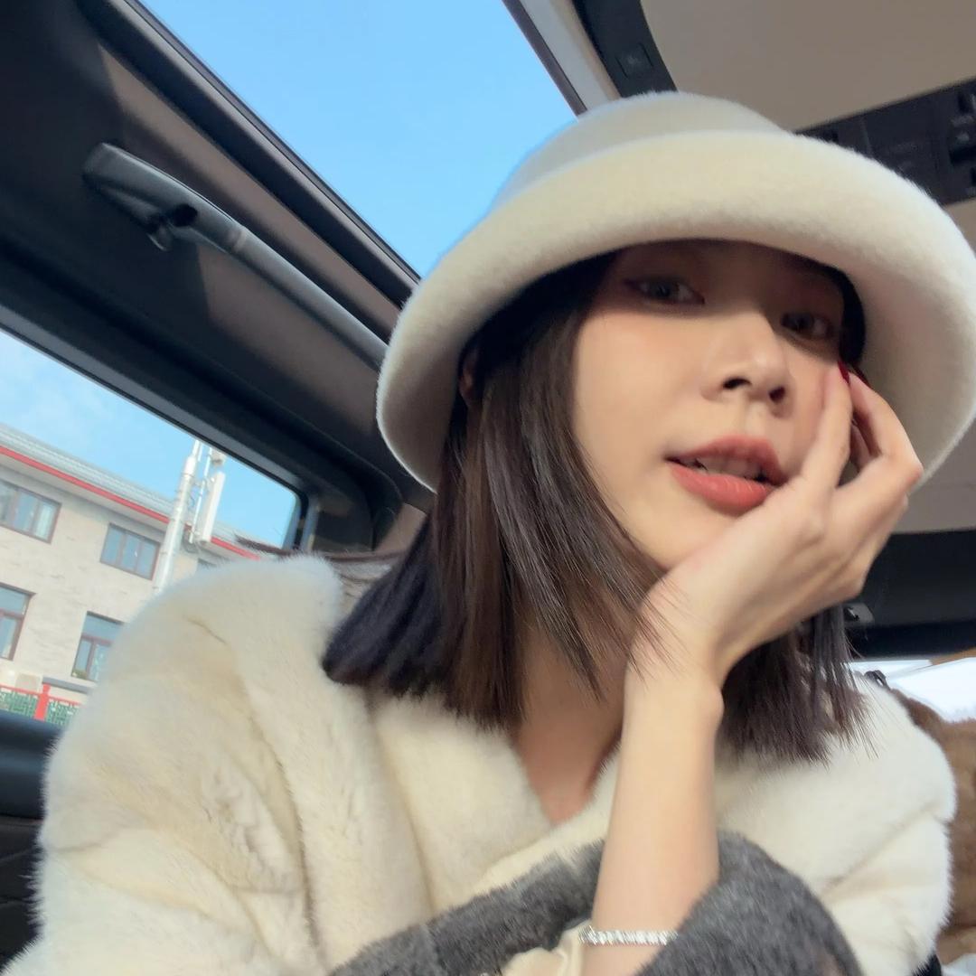 CUE衣橱-陈什么陈