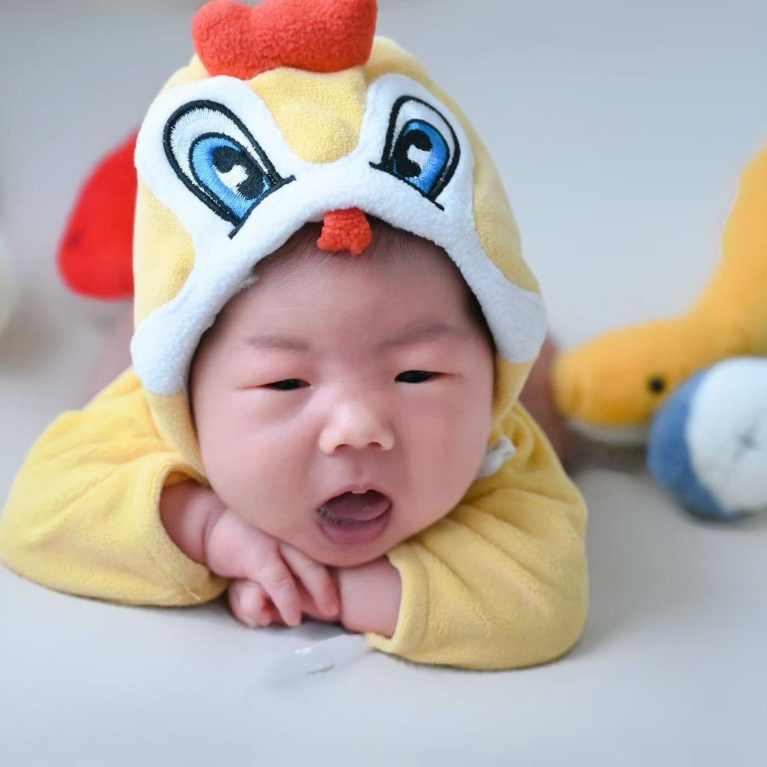 李嘉图 · M · 路