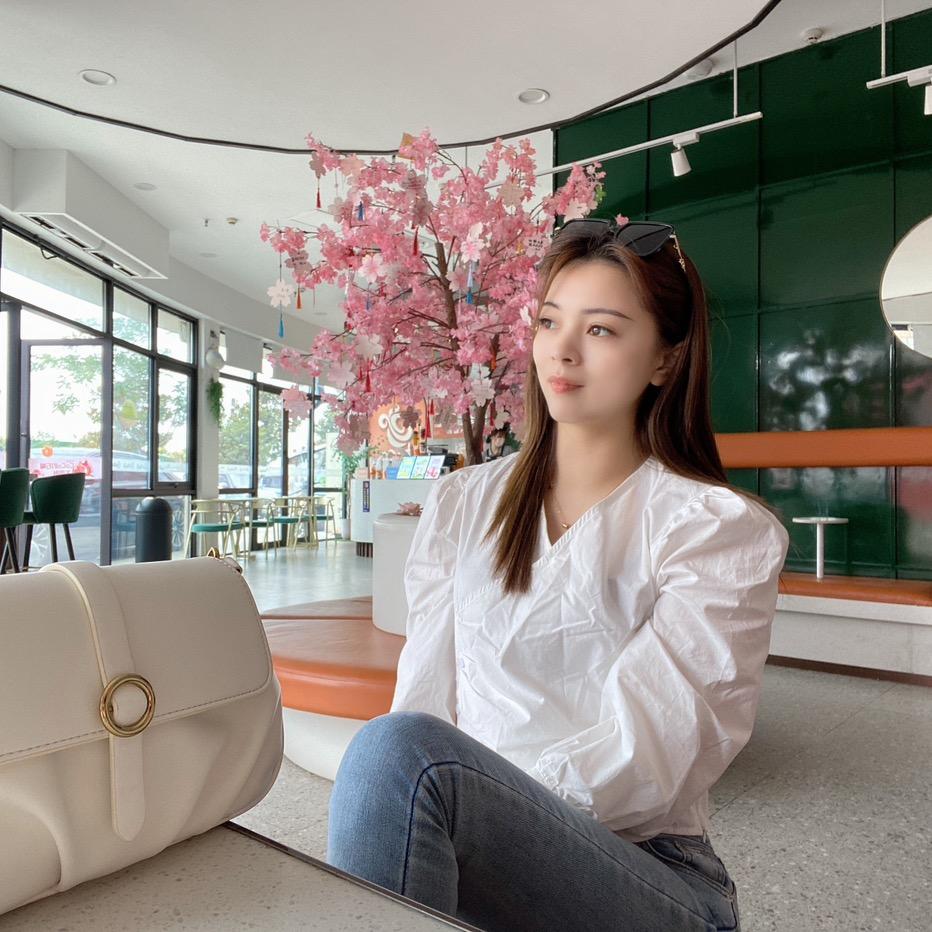 薄荷糖＂微凉 .