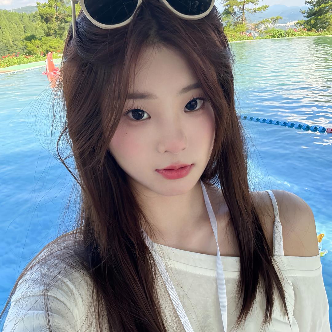 小周小周（发癫版）