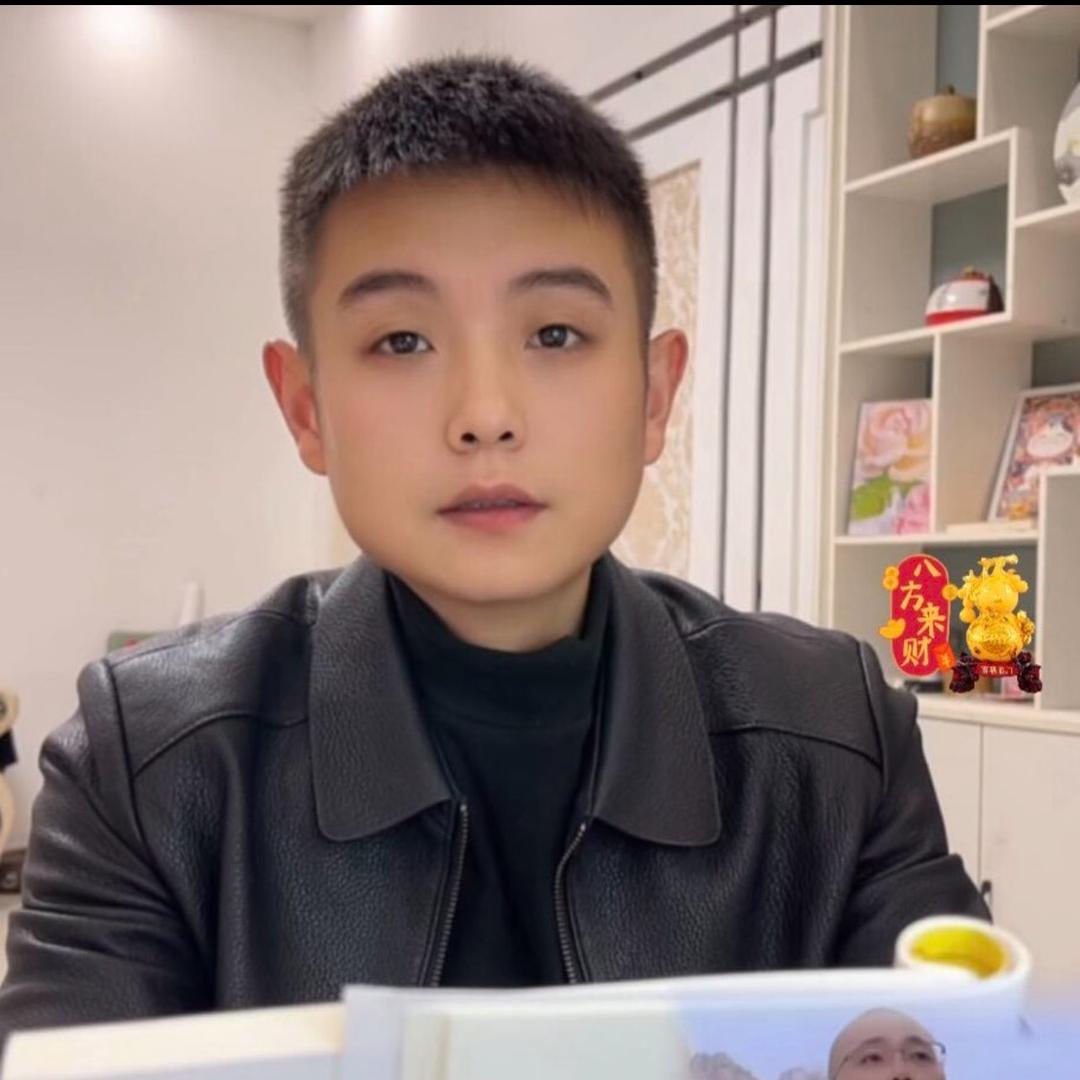 陈昌文书籍讲书人-晨曦