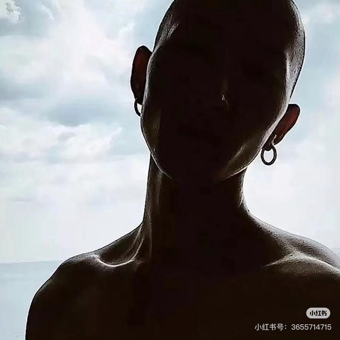 悲伤GG爆-