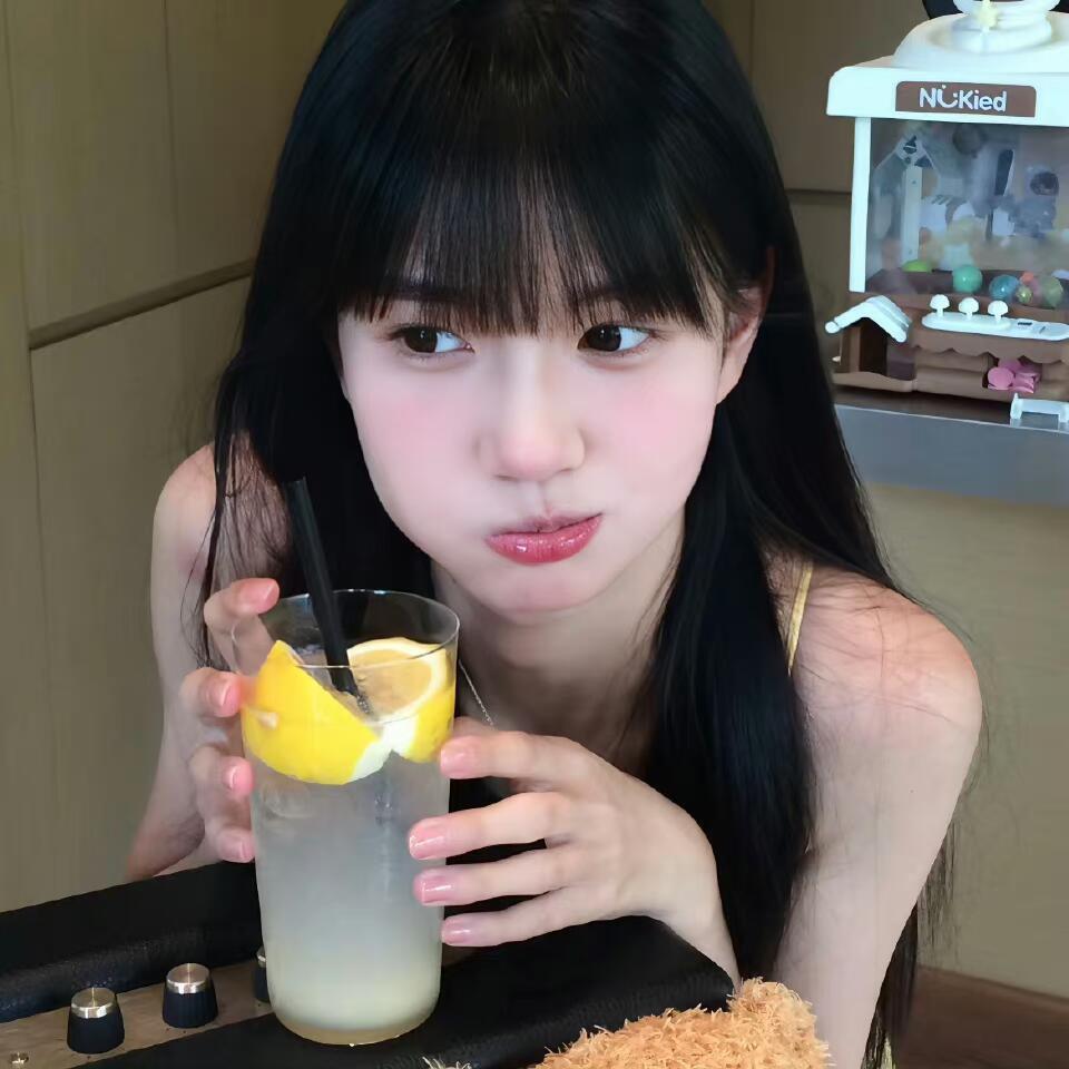 一颗水蜜桃子