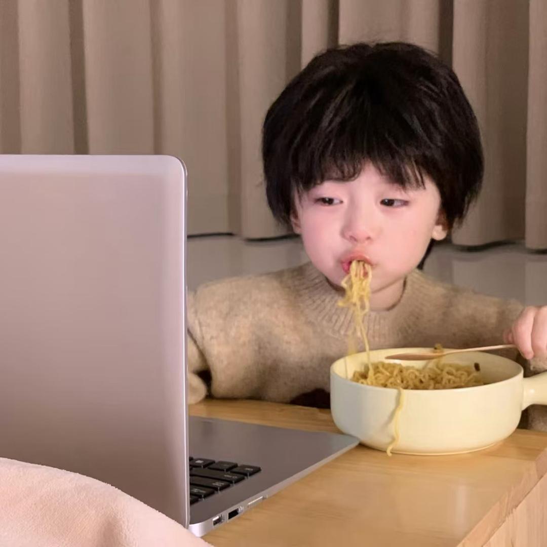 Jy.江鱼头像
