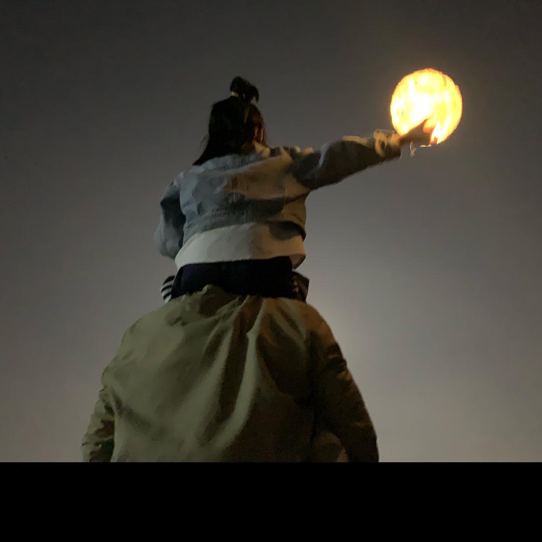 添 美