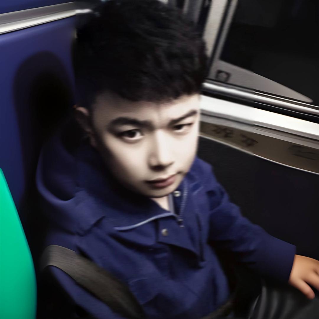 江沪川·柯南࿐