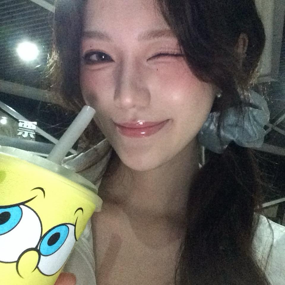 草莓大王🍓