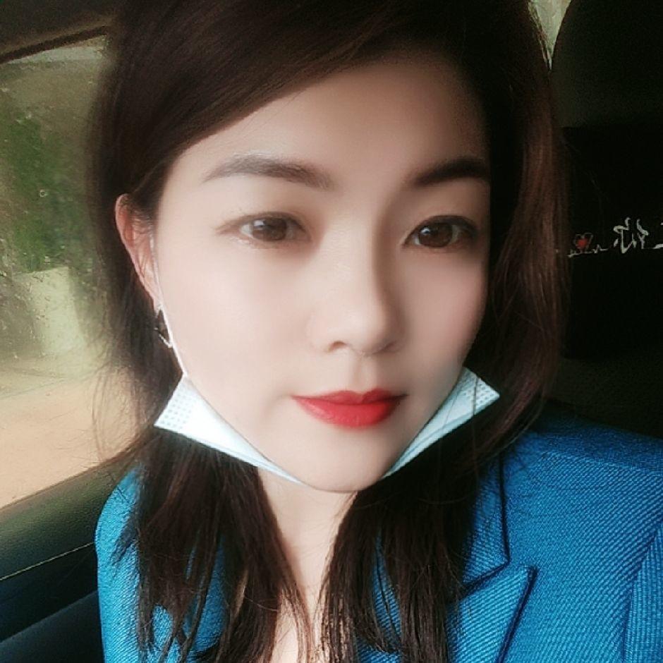 江西做眉毛的梅子姐姐