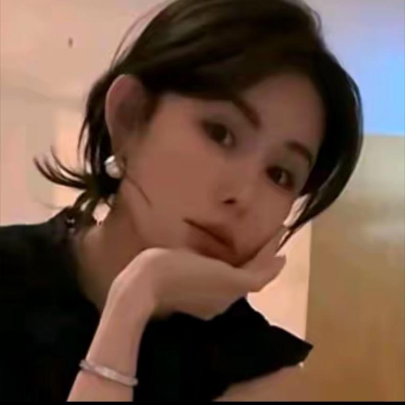 侯點點《时尚穿搭》