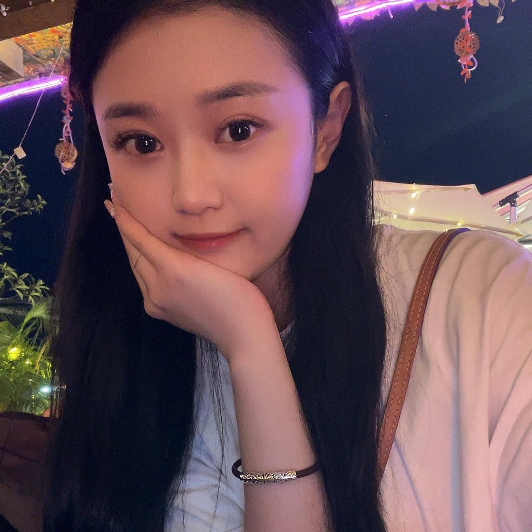 晶晶不熬夜