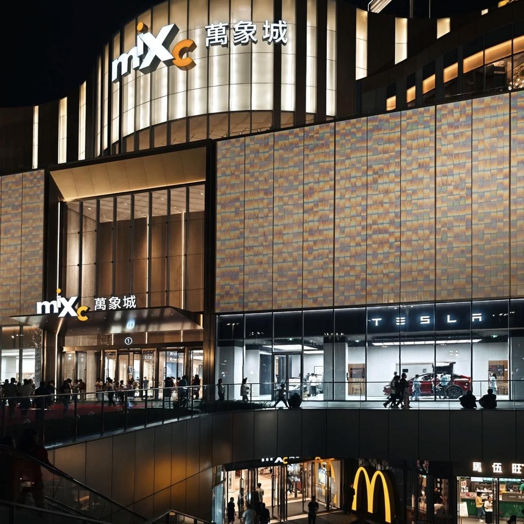 朝阳市龙城区余余百货商贸店（个体工商户）