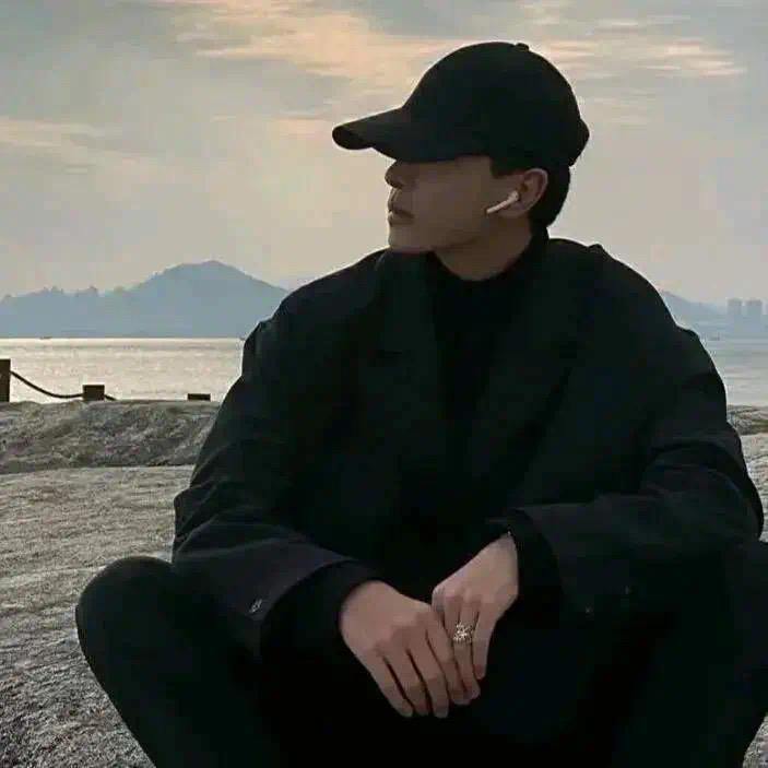 离颜