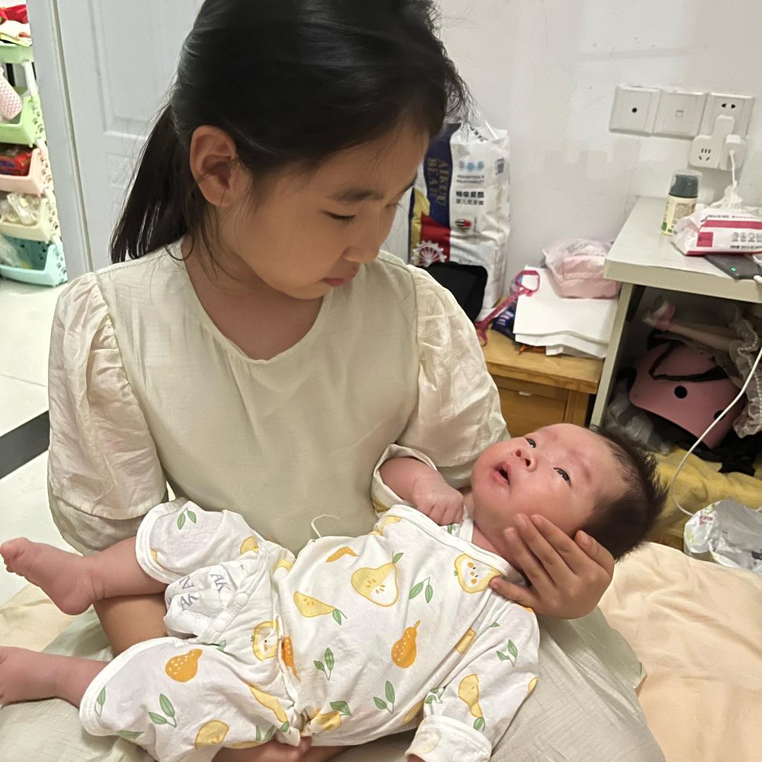 胡夏（王者小菜鸟）