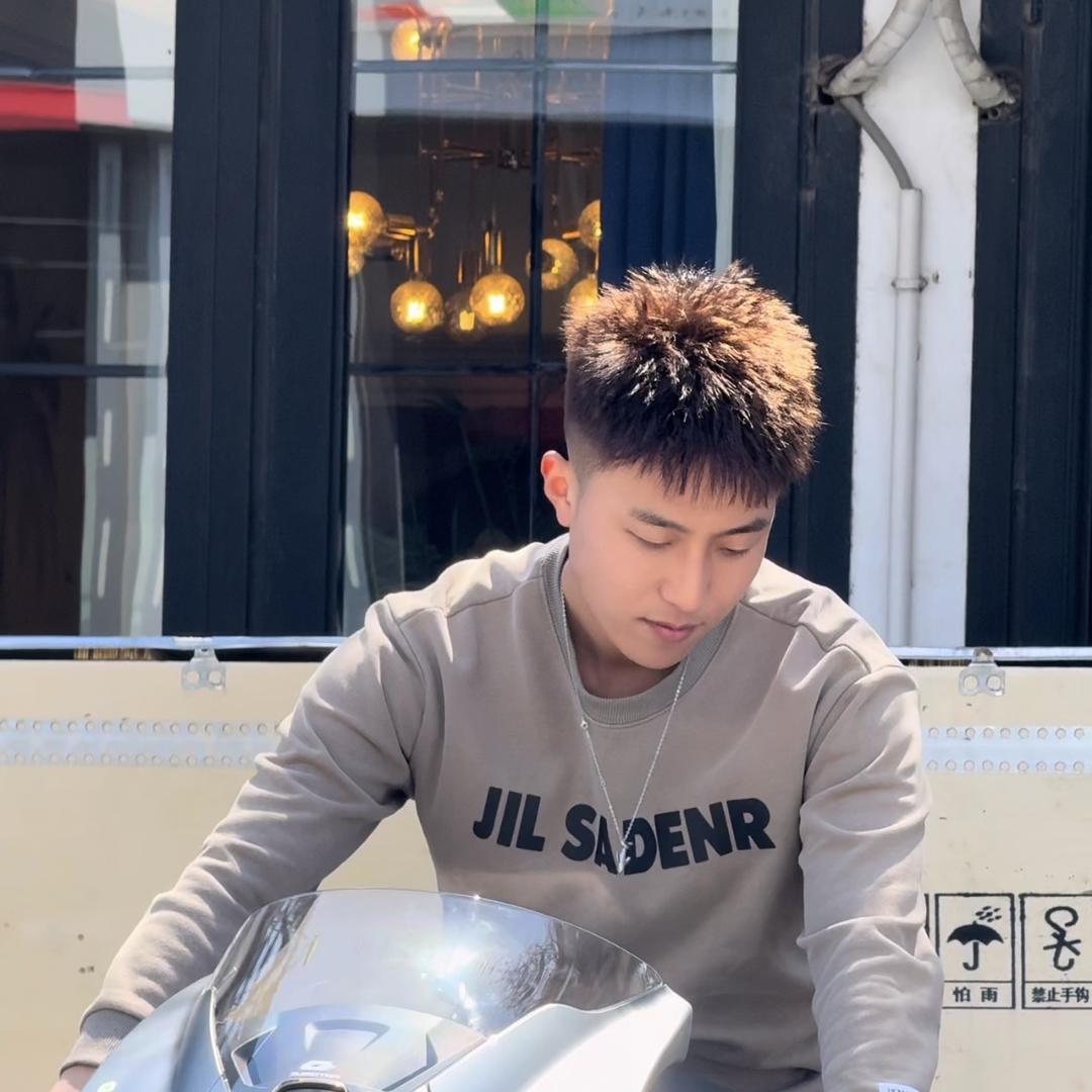 潍坊潍越汽贸-凯越机车