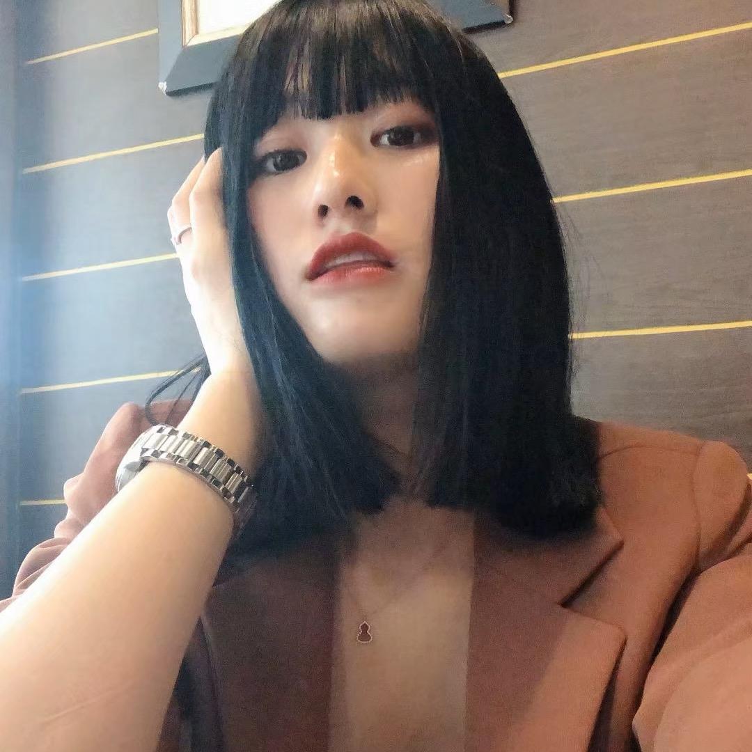 晓勤穿搭👗