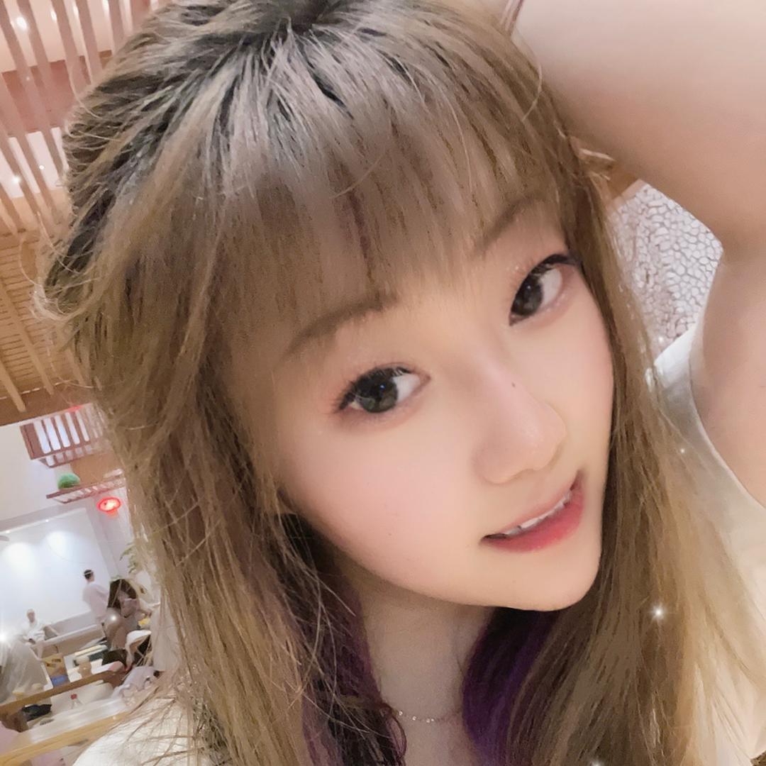 👑雪碧➕小白💋