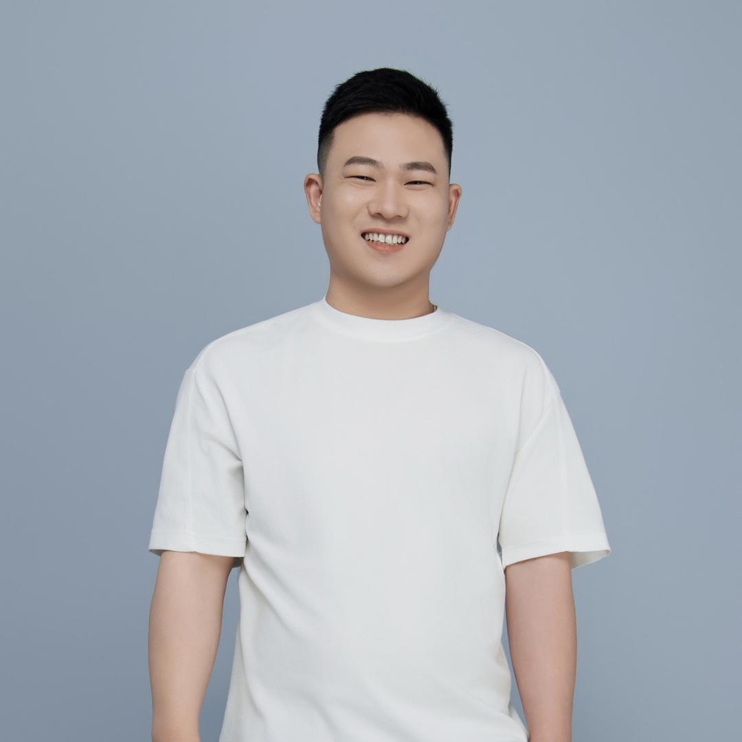 辉😜