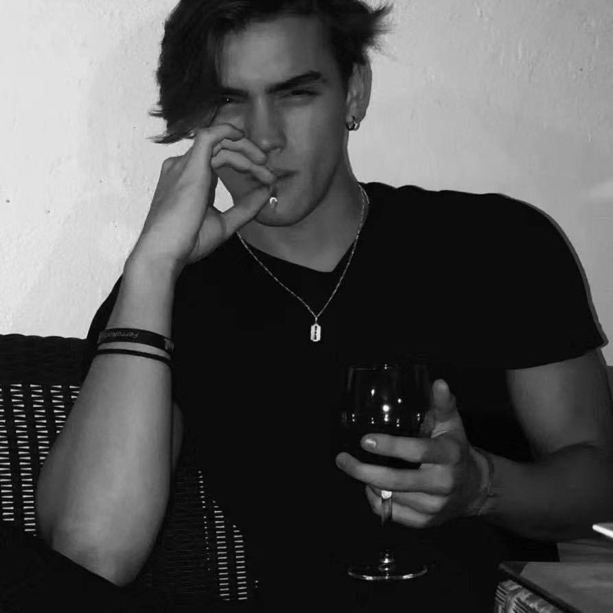 小逗的自我救赎之路